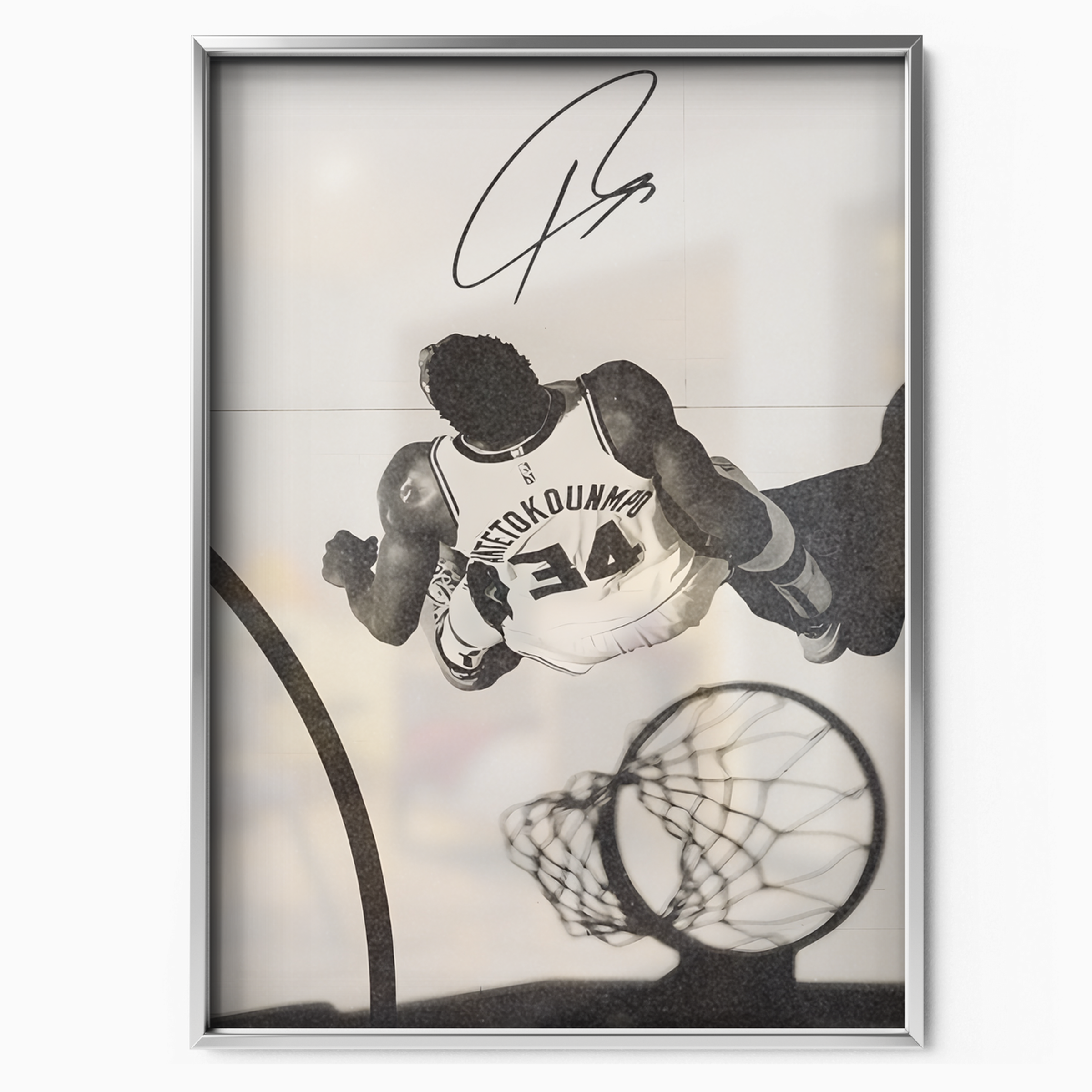 Giannis Antetokounmpo Milwaukee Bucks (#34) Overhead Dunk