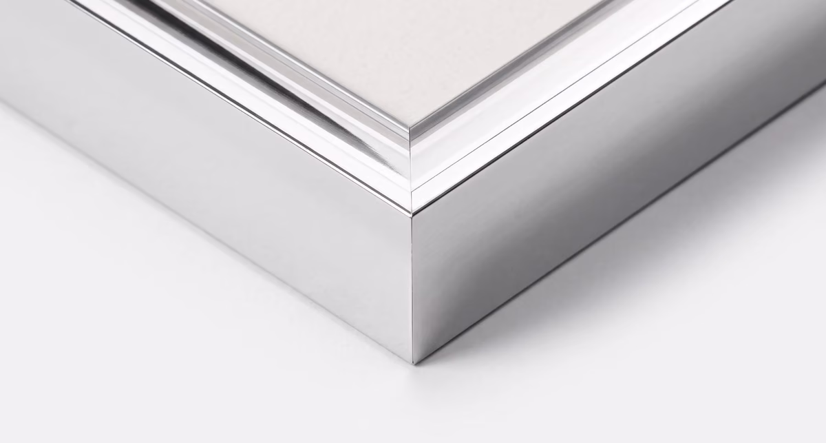 Chrome, aluminium
